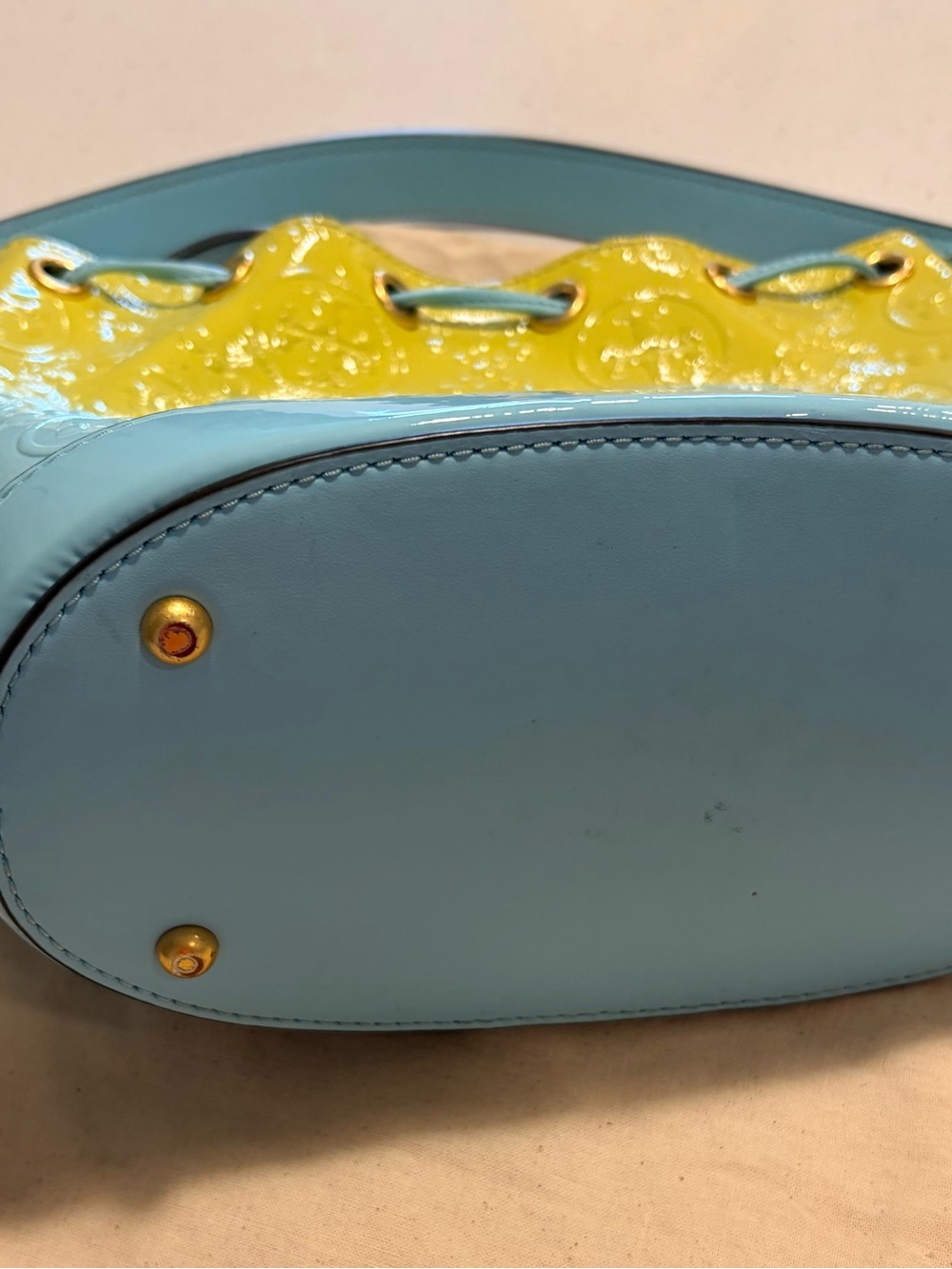 Tory Burch Blue-to-Yellow Ombre Embossed Leather Drawstring Shoulder Bag - Picture 5 of 8